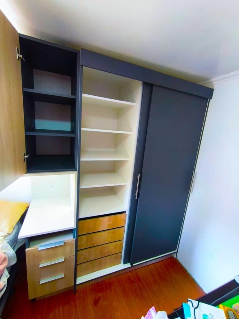 closet modular con puertas